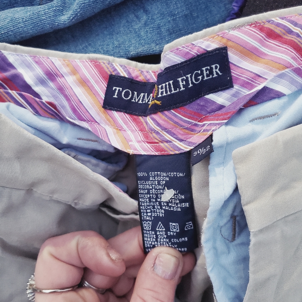 🔴 BOGO TOMMY Hilfiger khakis/ Sumner trousers 30/32 fit